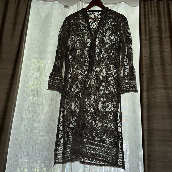 agha noor Tops - Agha Noor grey classic lace tunic $119
